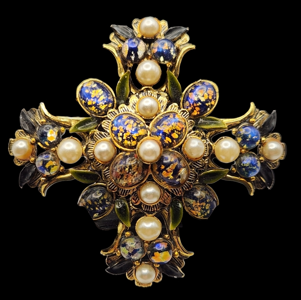Vintage Maltese Cross Brooch